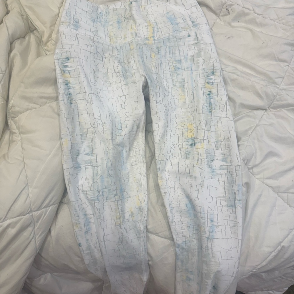 Patterned Leggings never used - Picture 4 of 4